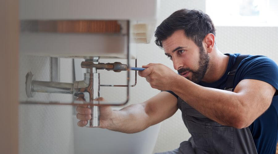 Professional water heater installation services in Buhl, MN